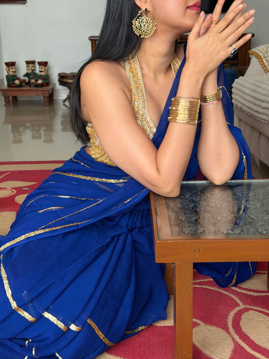 Noori in electric Blue