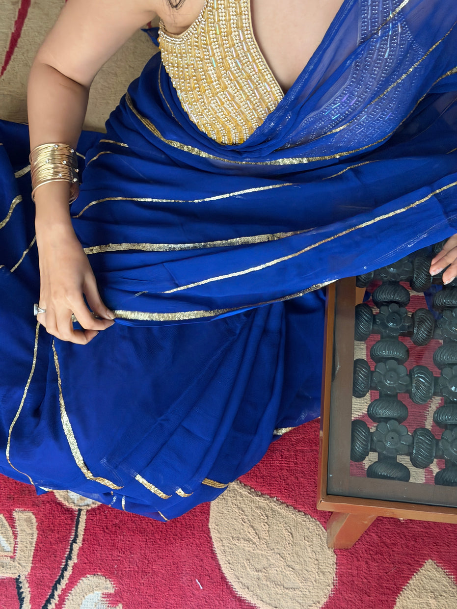 Noori in electric Blue